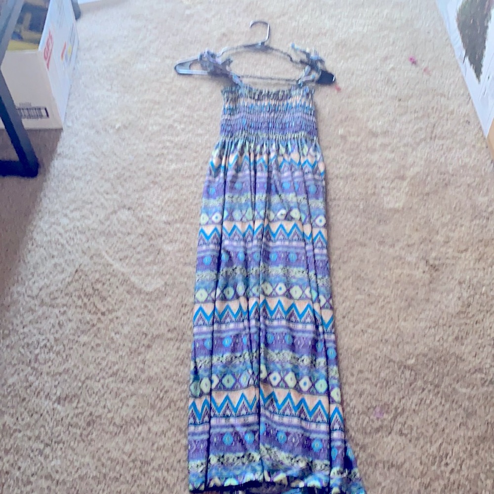 WinWin small-medium different design long dress